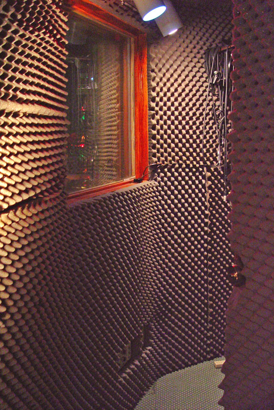 03_Vocal booth inside.jpg